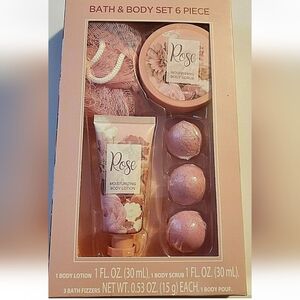 New Rose Bath & Body 6 Pc. Gift Set with Bath Fizzers, Lotion, Body Pouf & Scrub